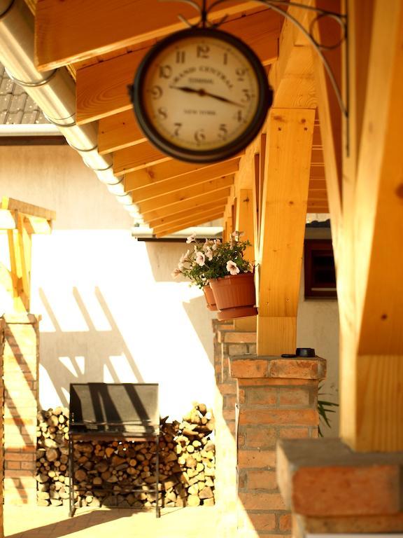 Patkoszeg Vendeghaz Hotel Kaposfo Bagian luar foto